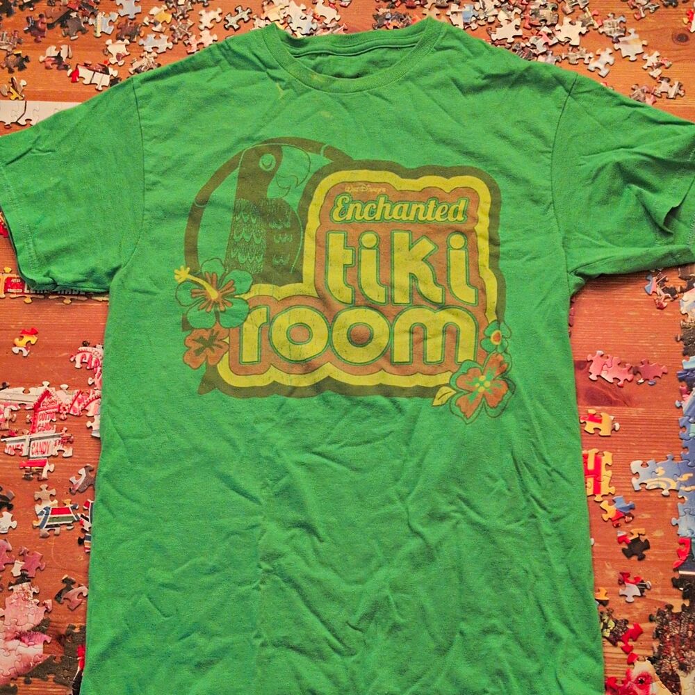 Disney Parks Enchanted Tiki Room Disney Green Unisex Adult T-Shirt Size M